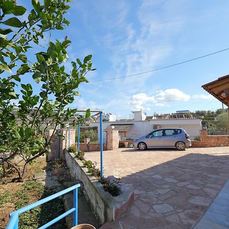 Guesthouse Blue Sky Ksamil Exteriér fotografie