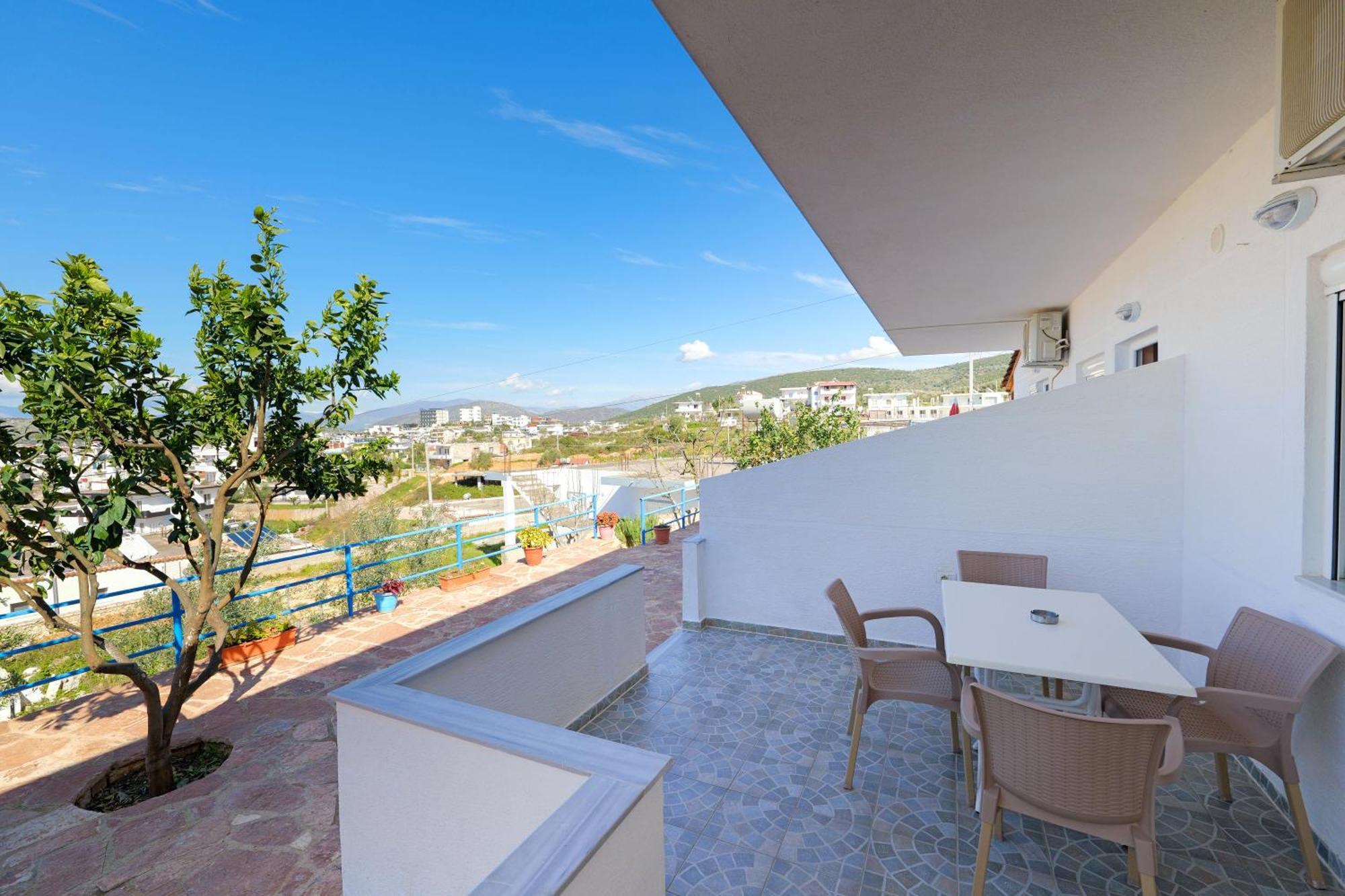 Guesthouse Blue Sky Ksamil Exteriér fotografie