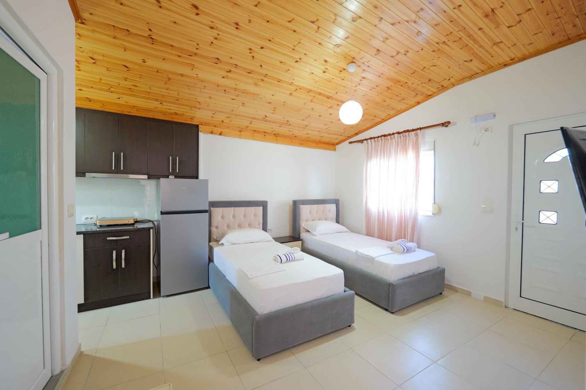 Guesthouse Blue Sky Ksamil Exteriér fotografie