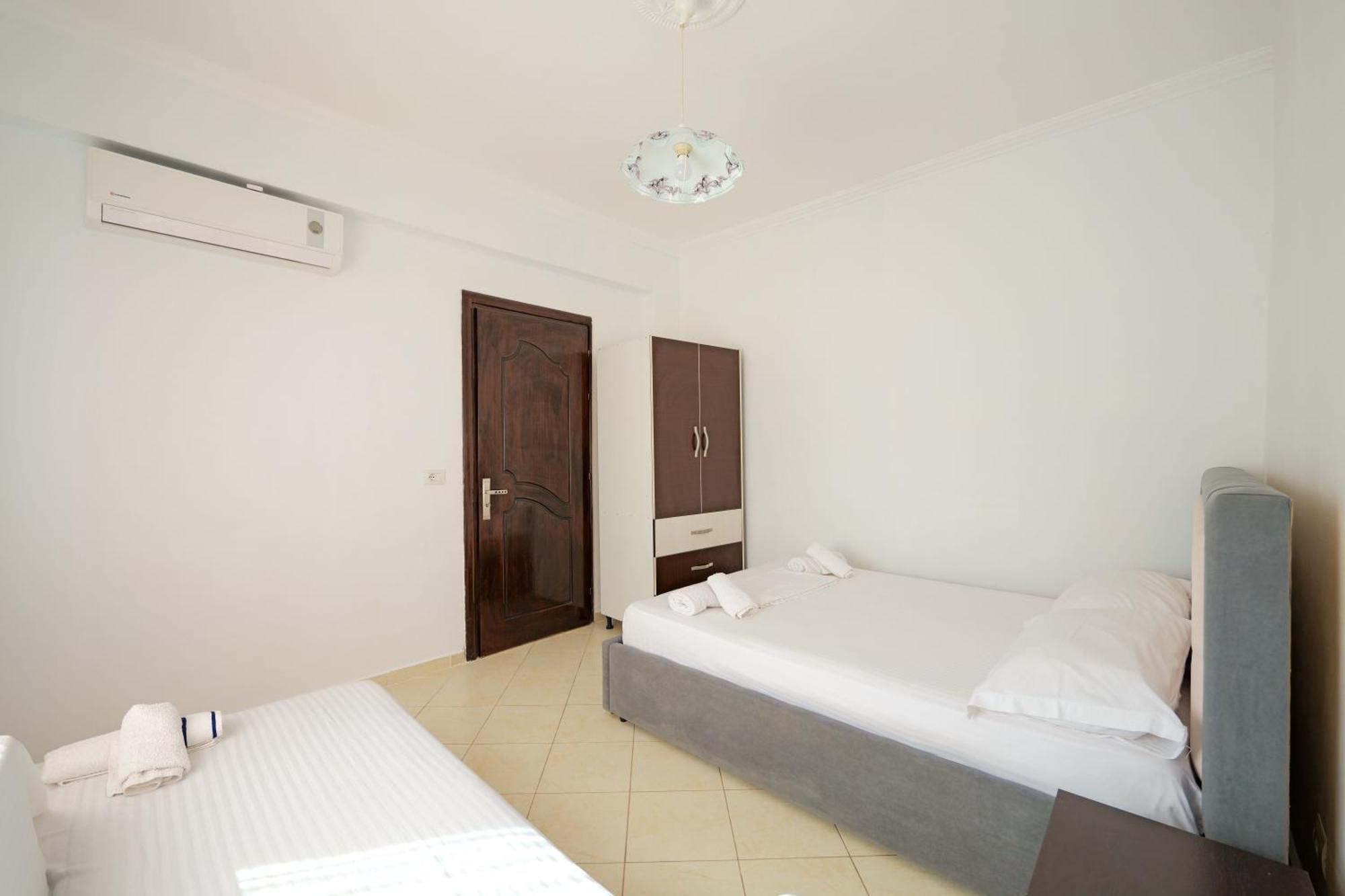 Guesthouse Blue Sky Ksamil Exteriér fotografie