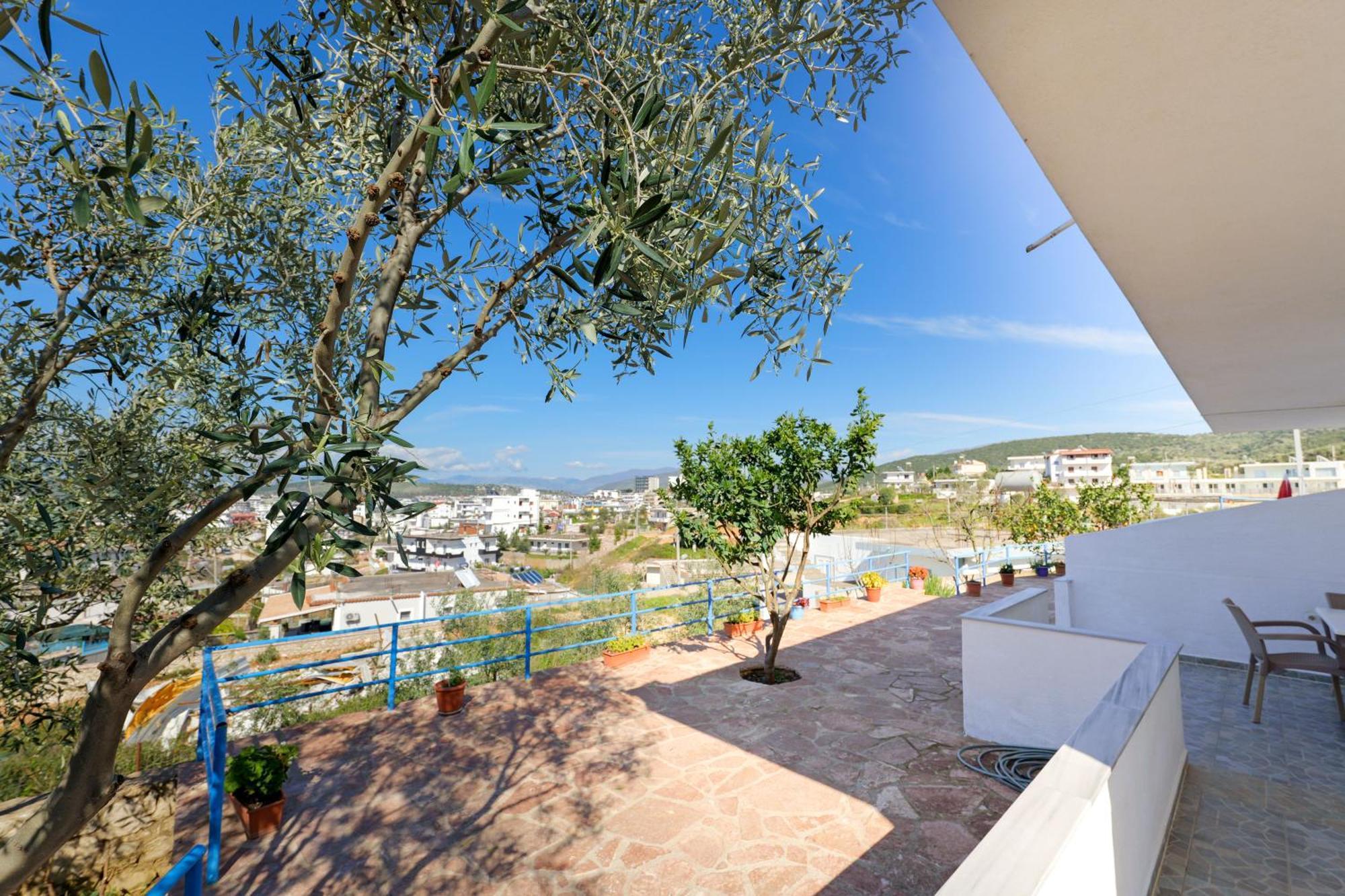 Guesthouse Blue Sky Ksamil Exteriér fotografie
